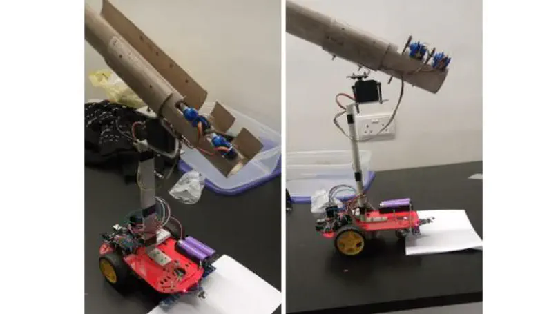 Line Following Kitchen Helping Robot